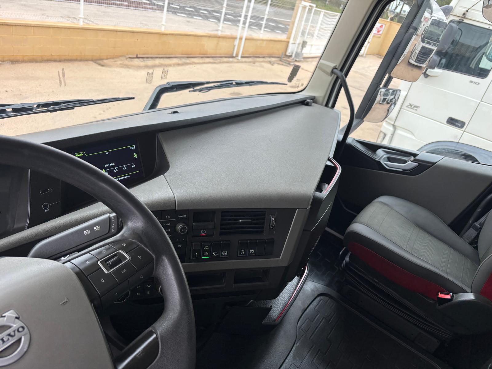 
								Cabeza tractora Volvo FH13 500 4×2 Diesel Euro 6 usada full									