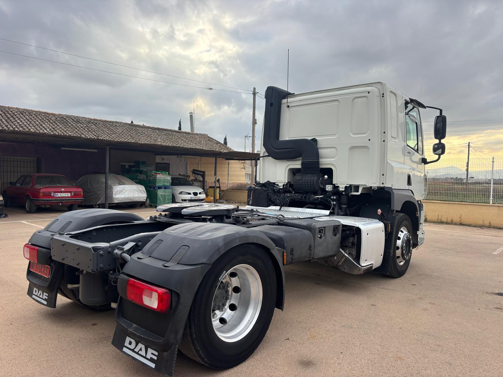 
								Cabeza tractora DAF CF FT 450 4×2 Diesel Euro 6 usada full									