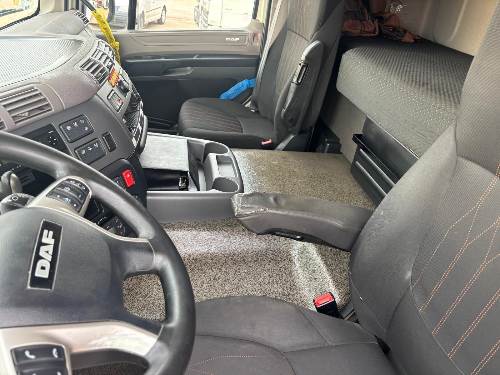 
								Cabeza tractora DAF CF FT 450 4×2 Diesel Euro 6 usada full									