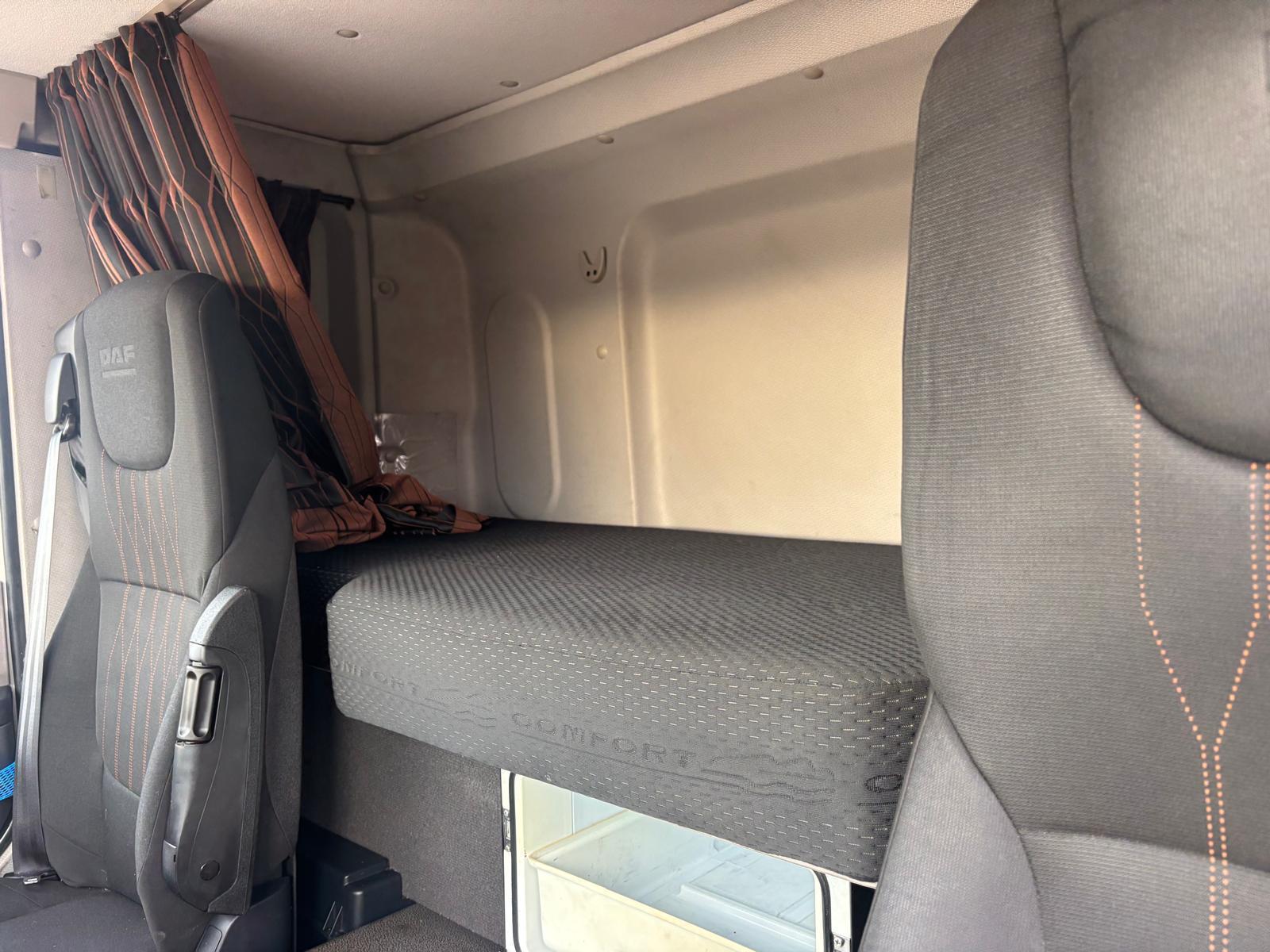 
								Cabeza tractora DAF CF FT 450 4×2 Diesel Euro 6 usada full									