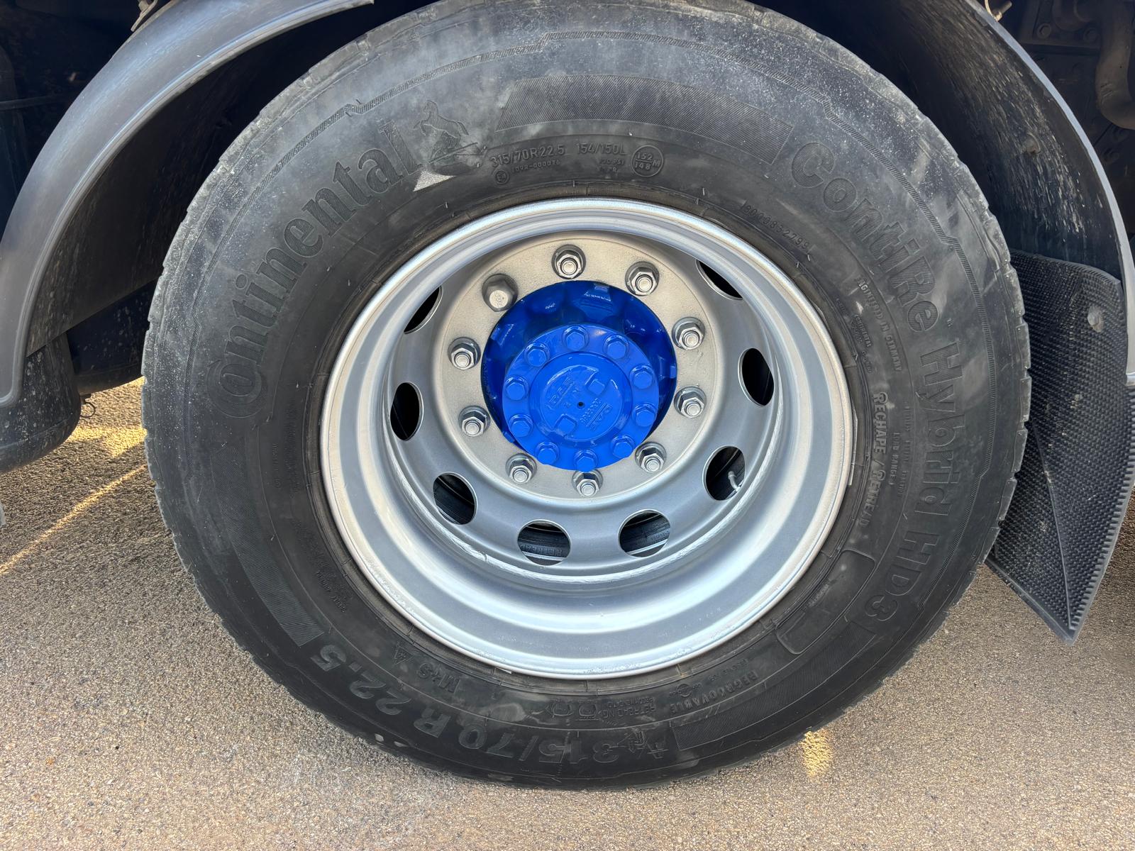 
								Camión tautliner (lonas correderas) DAF XF FT 480 6×2 Diesel Euro 6 usado full									