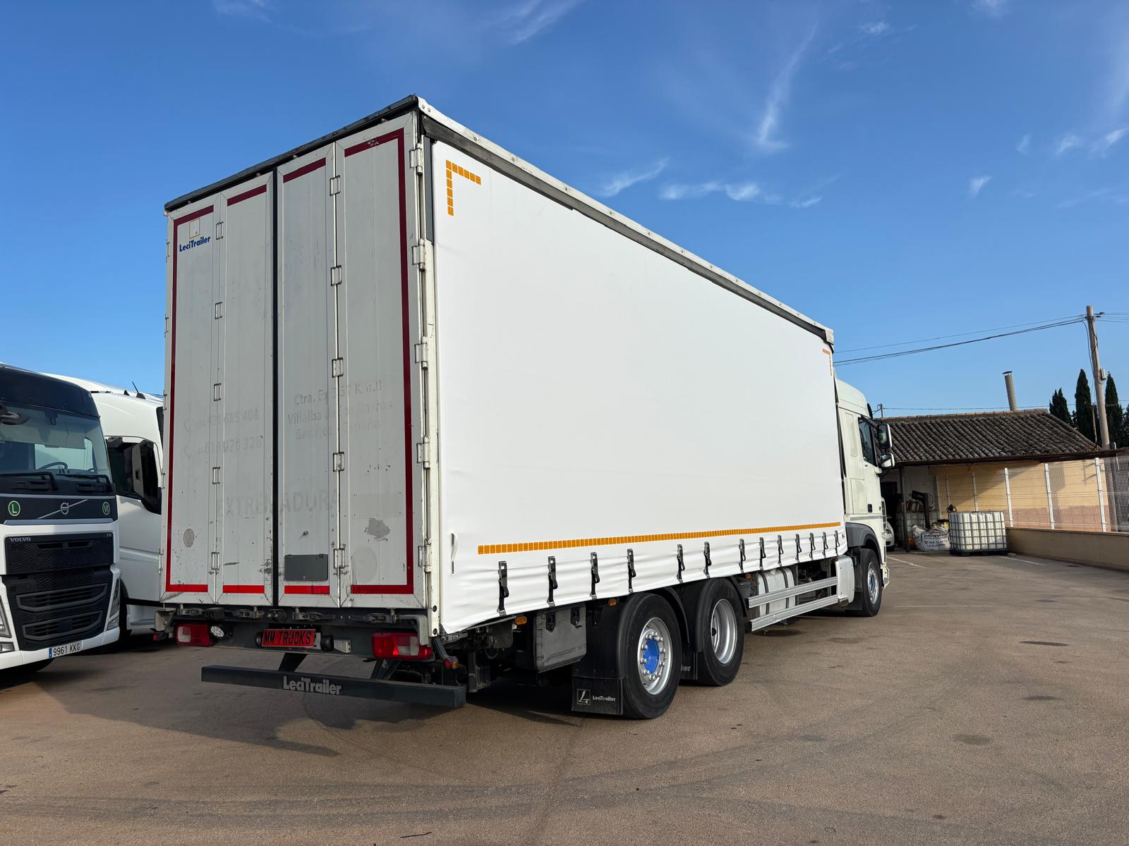 
								Camión tautliner (lonas correderas) DAF XF FT 480 6×2 Diesel Euro 6 usado full									