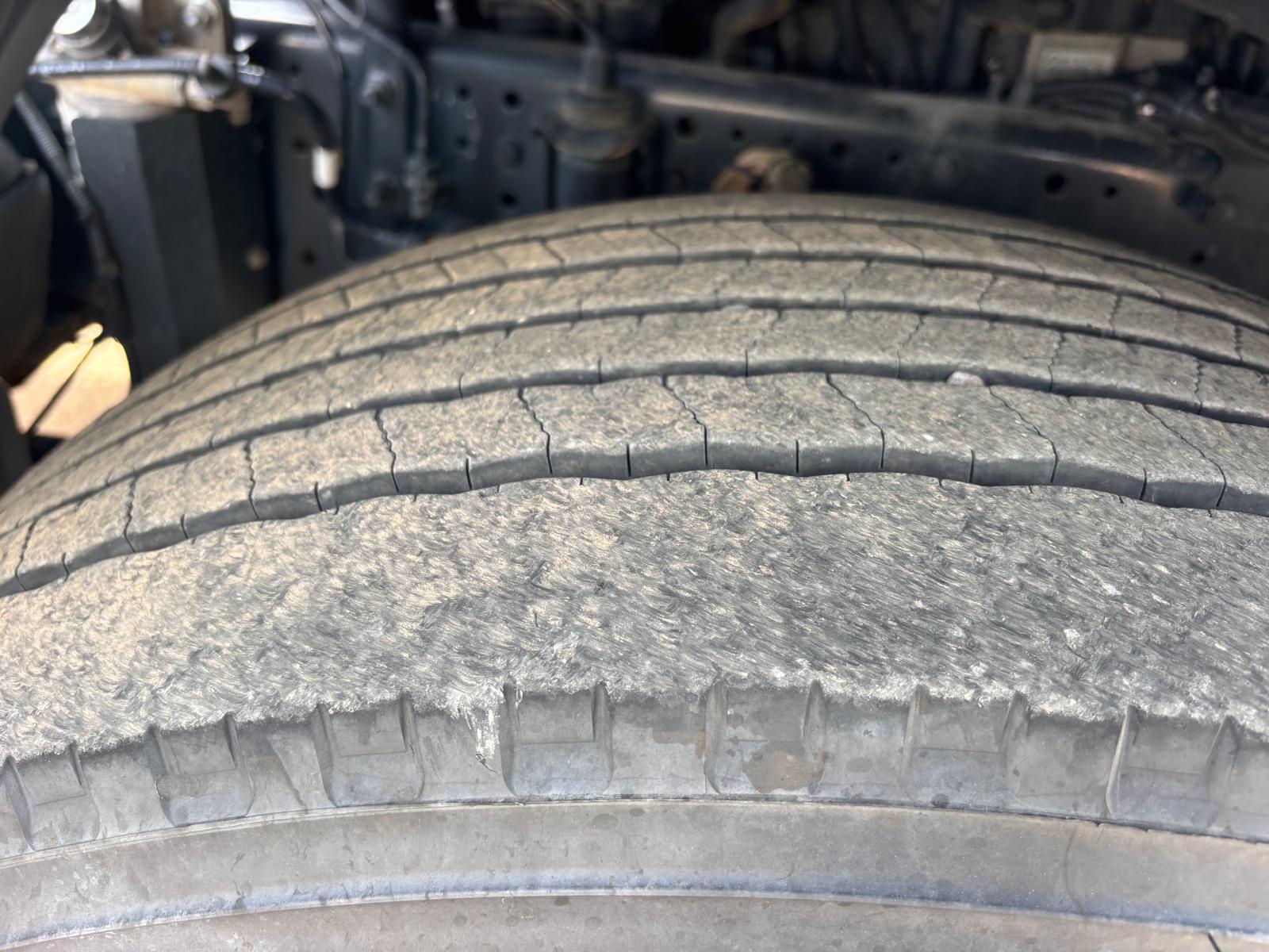 
								Cabeza tractora Iveco Stralis 510 4×2 Diesel Euro 6 Sistema hidráulico usada full									