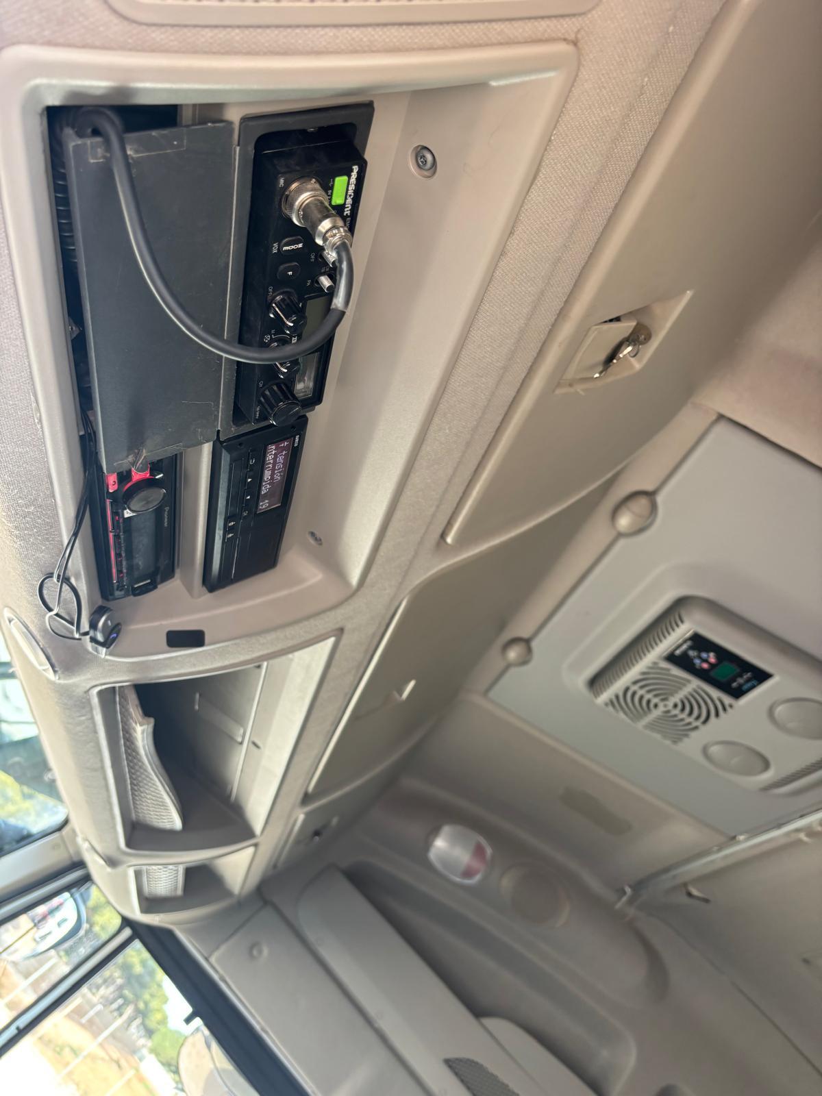 
								Cabeza tractora Iveco Stralis 510 4×2 Diesel Euro 6 Sistema hidráulico usada full									