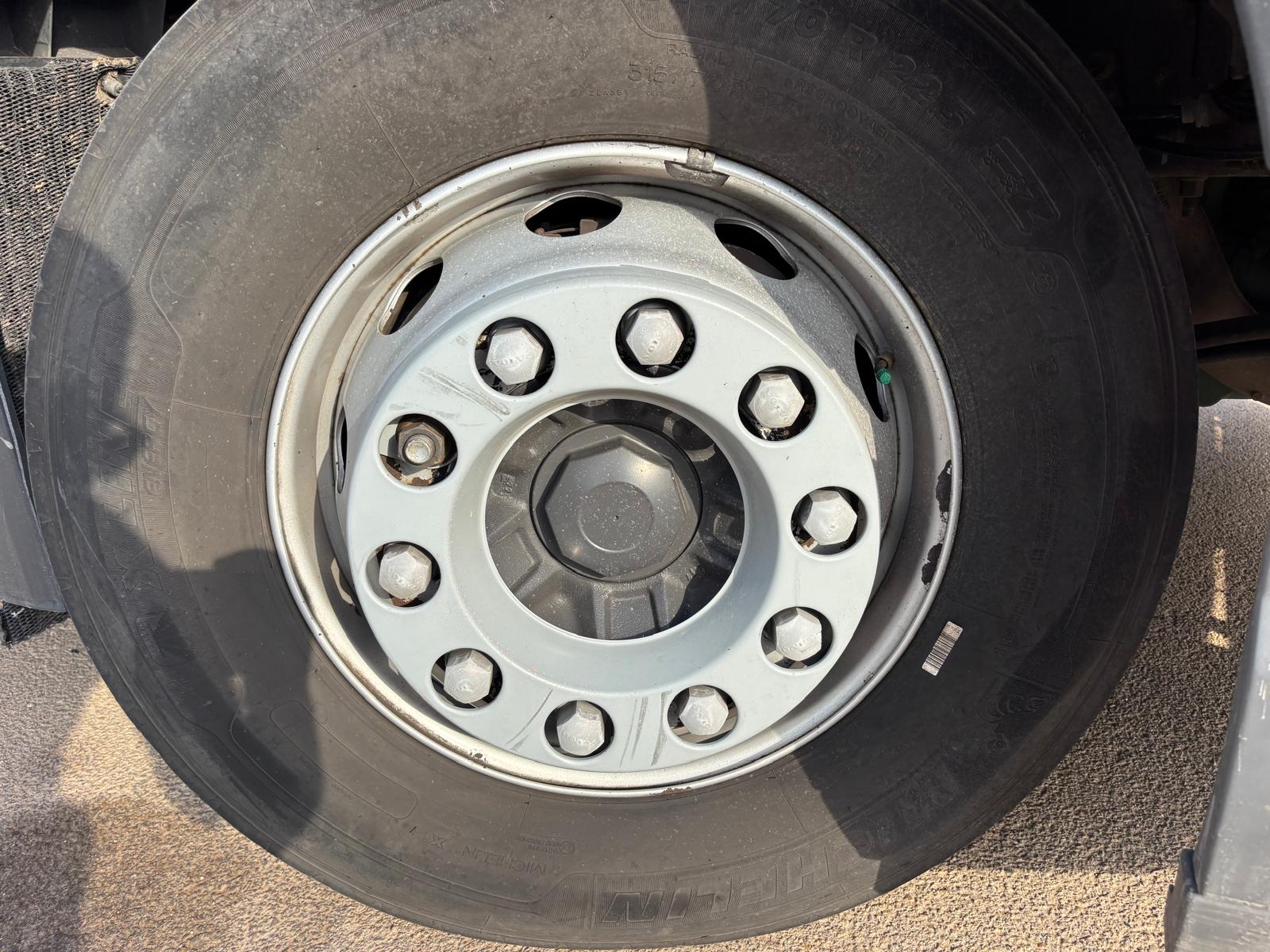 
								Cabeza tractora Volvo FH13 500 4×2 Diesel Euro 6 usada full									